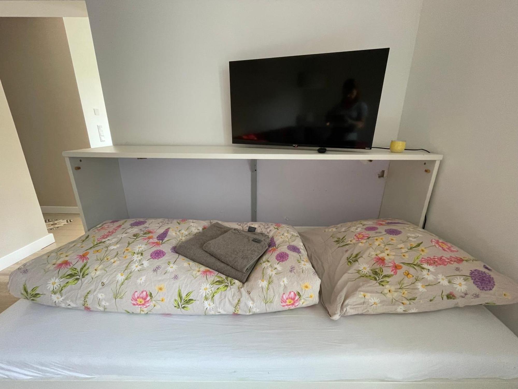 Appartement Mit 2 Schlafzimmern Und Terrasse Halle  Zewnętrze zdjęcie