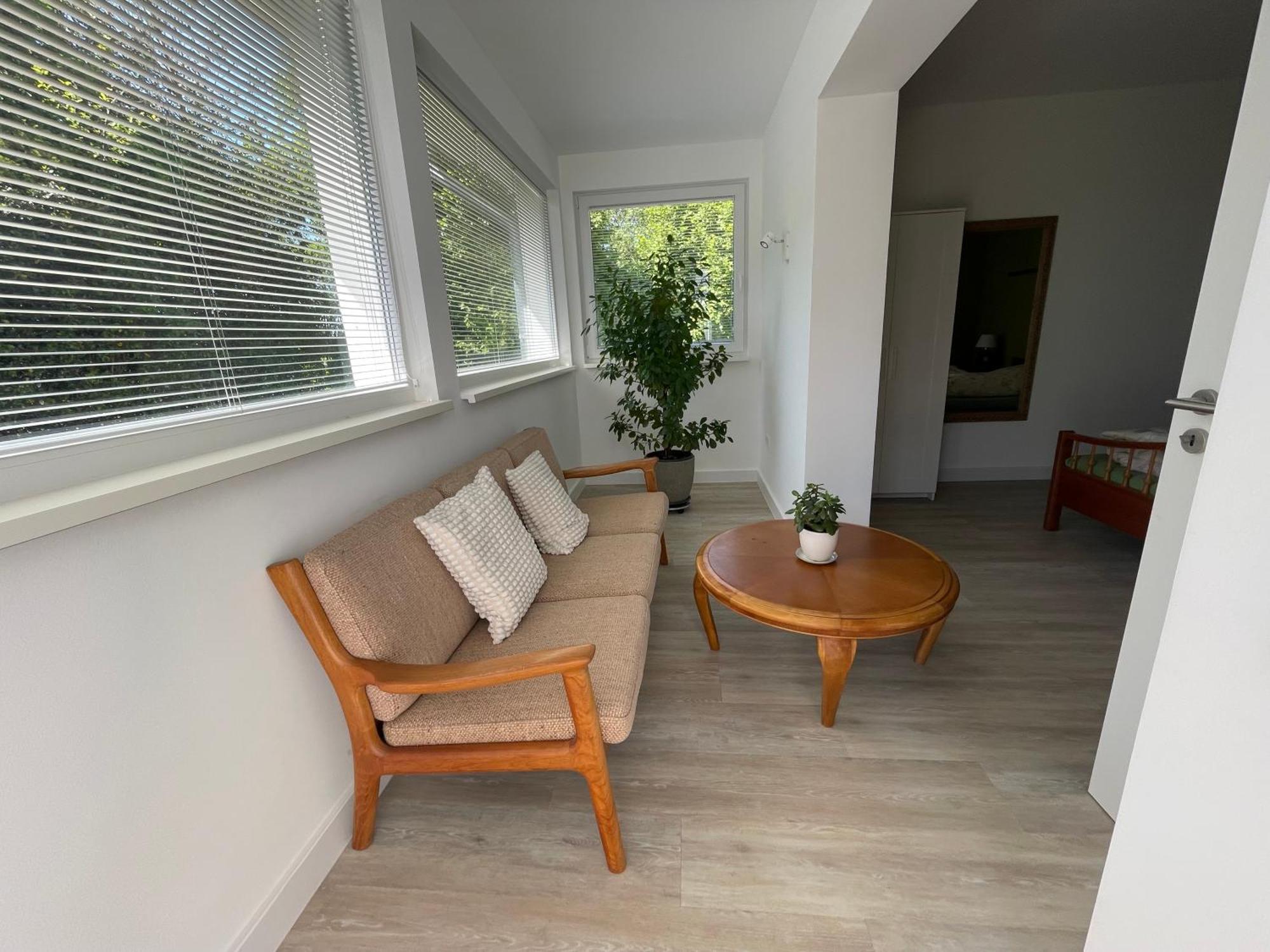 Appartement Mit 2 Schlafzimmern Und Terrasse Halle  Zewnętrze zdjęcie